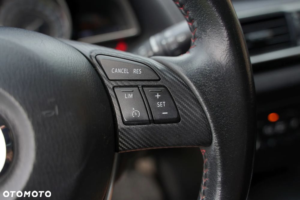 Mazda 3 - 25