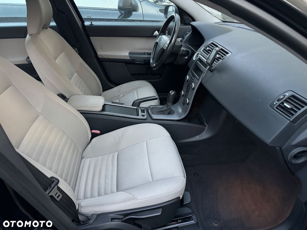 Volvo S40 1.6 Kinetic - 9