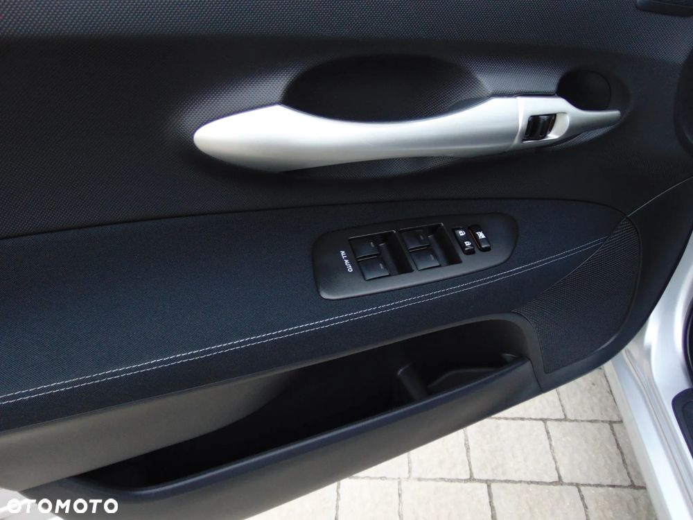 Toyota Auris - 18