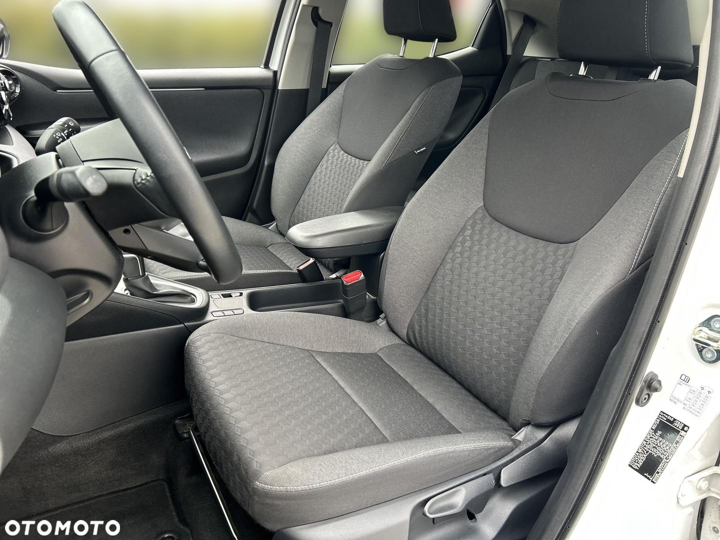 Toyota Yaris Hybrid 1.5 Comfort - 9