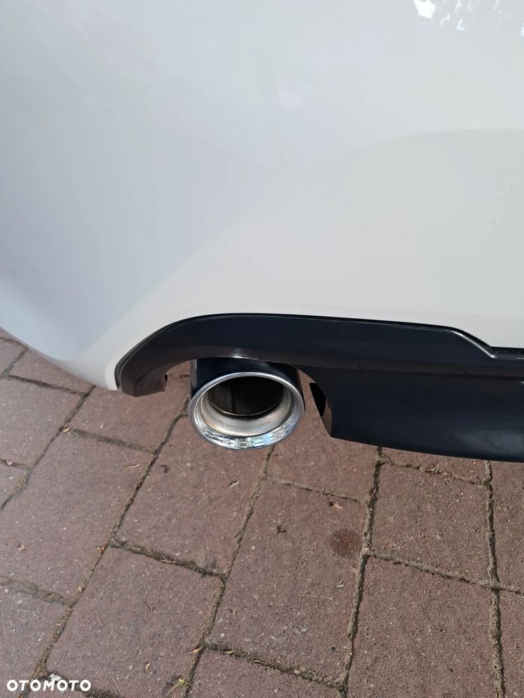 BMW Seria 1 118d Sport Line Shadow - 21
