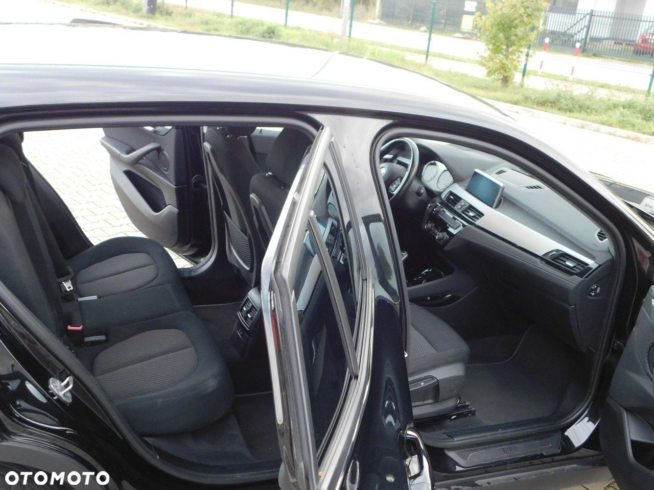 BMW X2 - 11