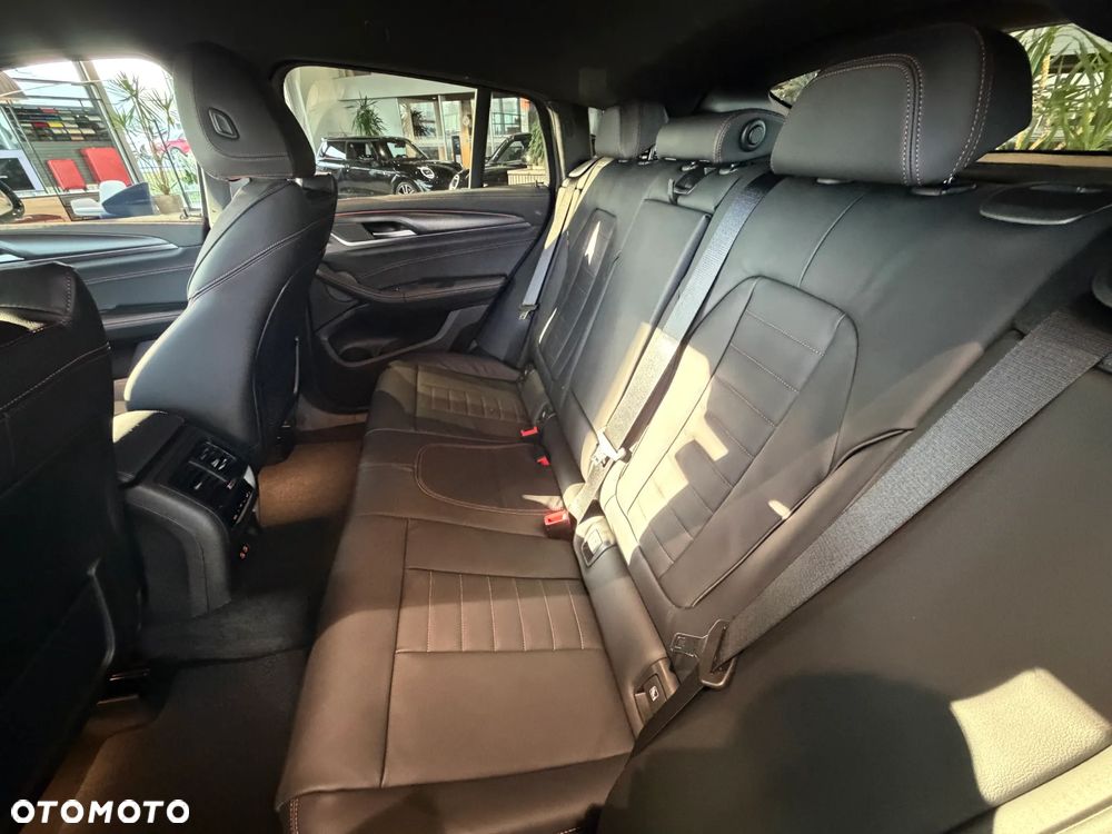 BMW X4 - 22