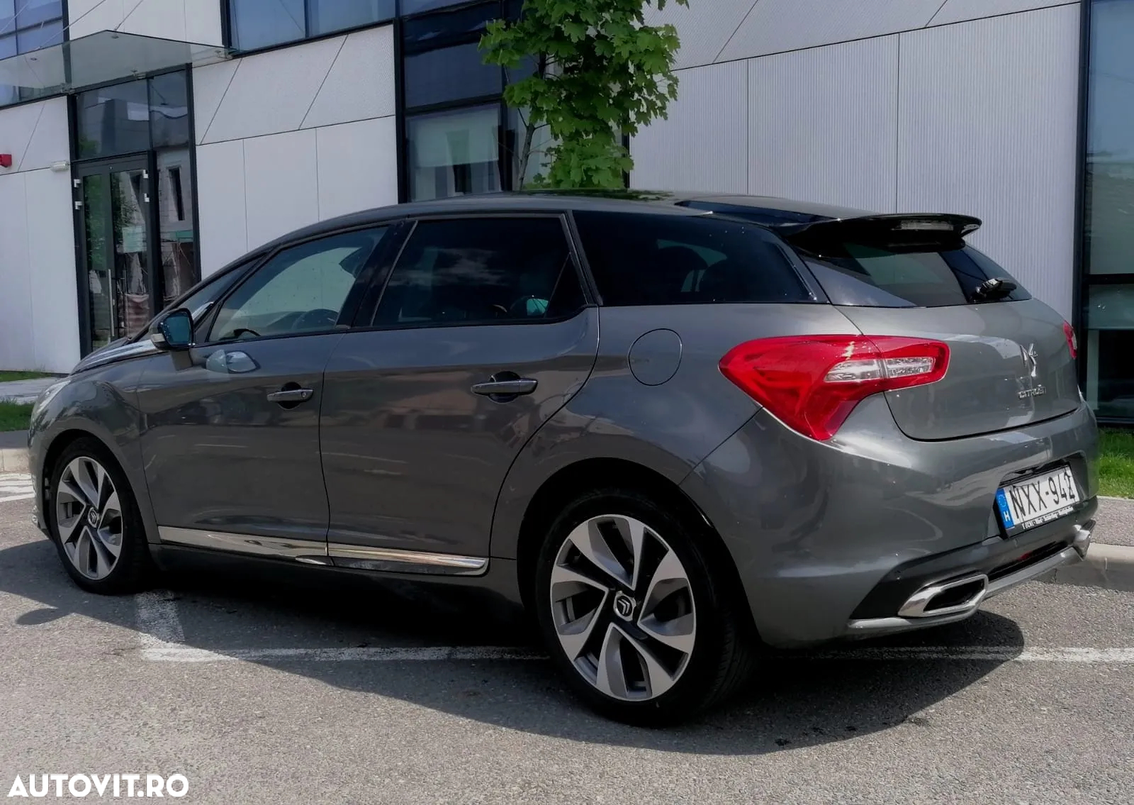 Citroën DS5 HDi 165 Aut. SportChic - 13