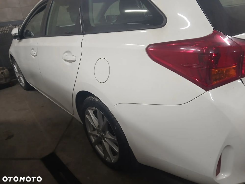 Toyota Auris 1.4 D-4D Life - 4
