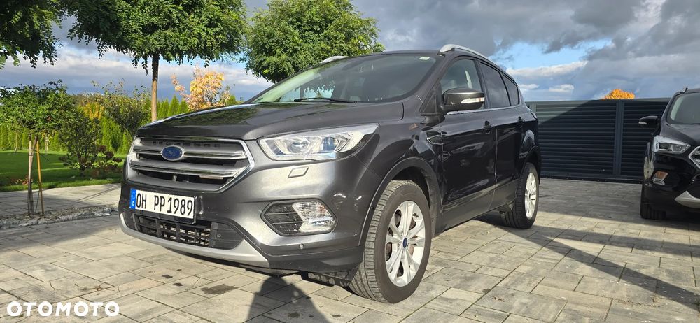 Ford Kuga 1.5 EcoBoost 2x4 Titanium - 1