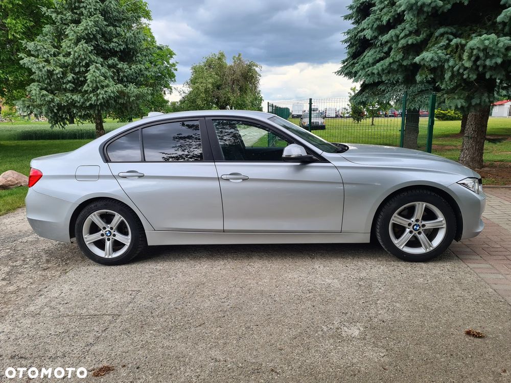 BMW Seria 3 - 11