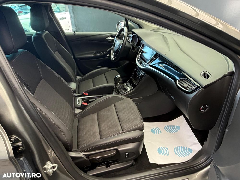 Opel Astra - 11