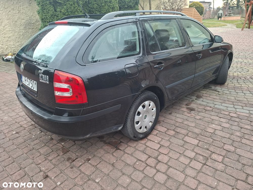 Skoda Octavia 1.9 TDI DPF DSG Elegance - 3