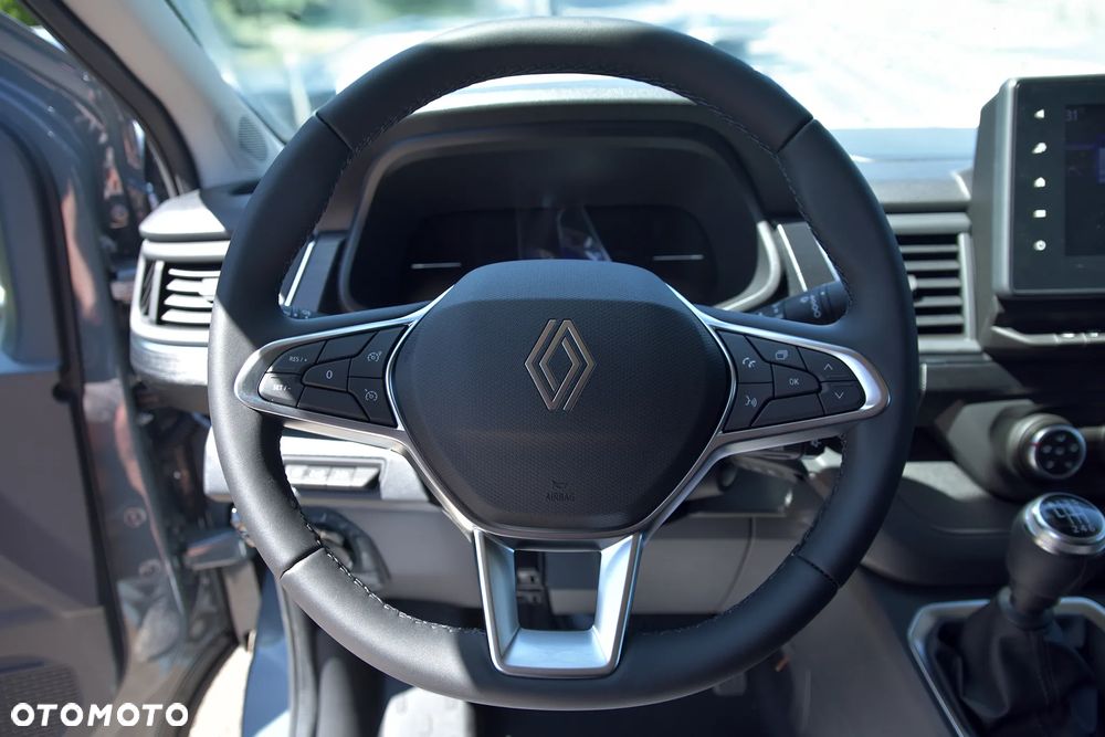 Renault Trafic L2H1 2.0 130KM - 11