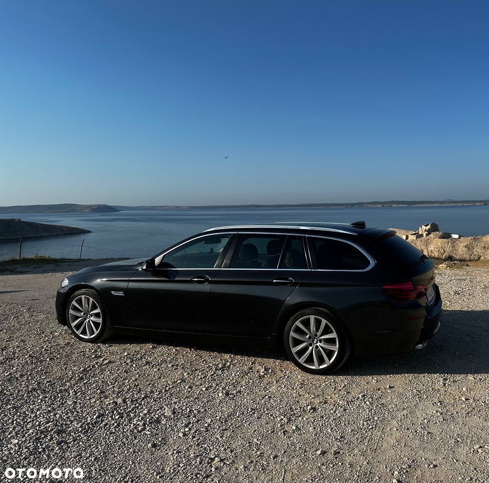 BMW Seria 5 520d xDrive - 1