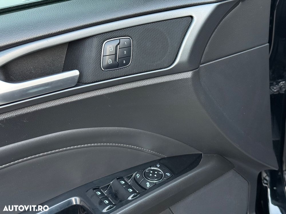 Ford Mondeo 2.0 TDCi Powershift Titanium - 10