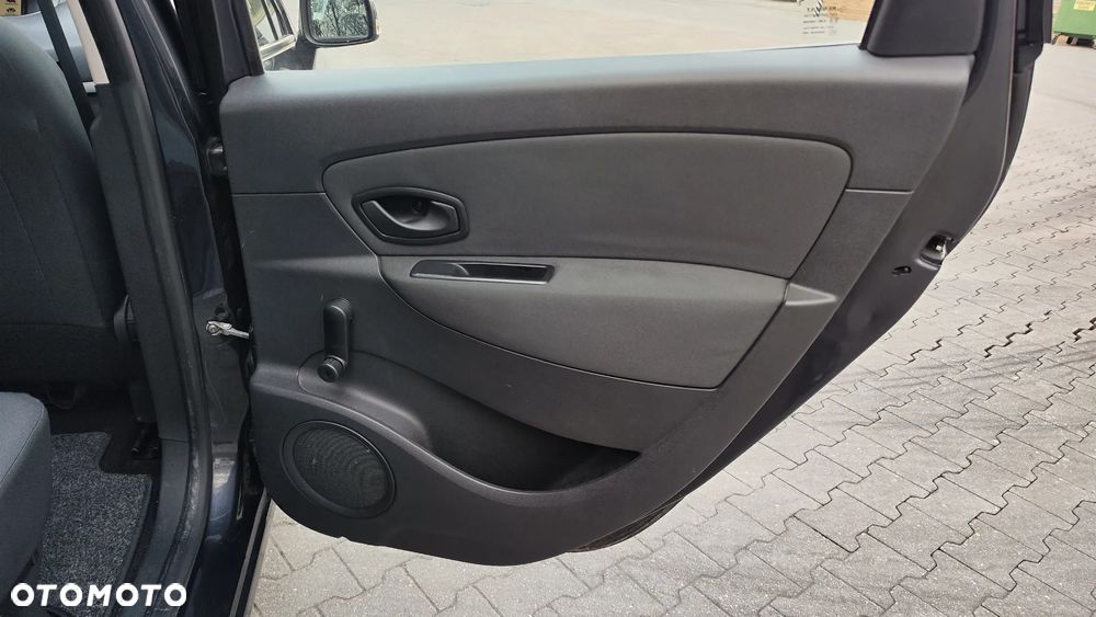 Renault Scenic 1.6 16V 110 TomTom Edition - 21