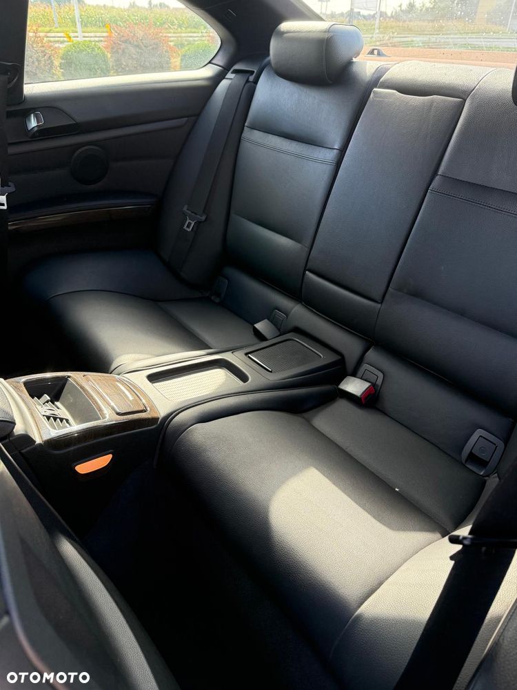 BMW Seria 3 335i xDrive M Sport Edition - 5