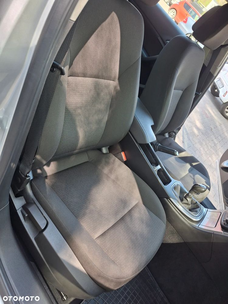 Opel Insignia 1.6 - 11