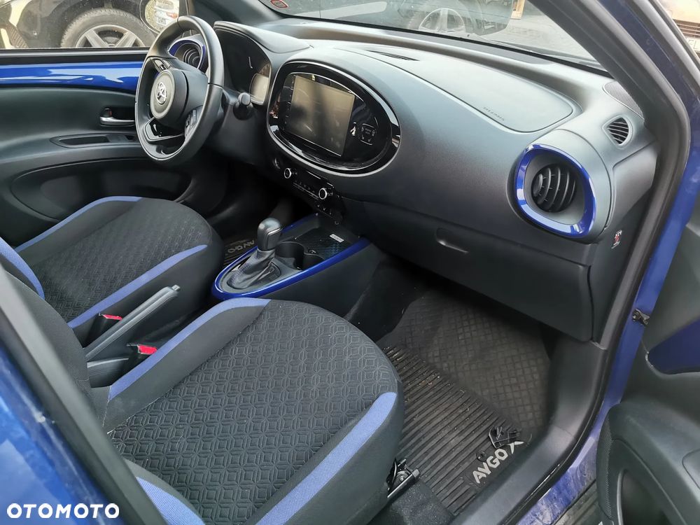 Toyota Aygo X S-CVT Limited - 7