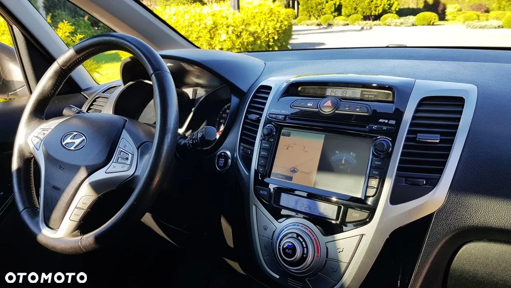 Hyundai ix20 1.6 CRDi blue YES Gold - 9
