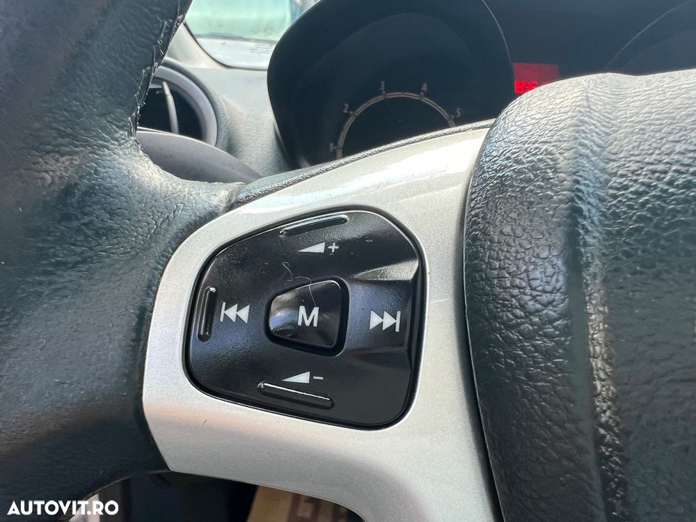 FORD Fiesta 2011 — imagine 18