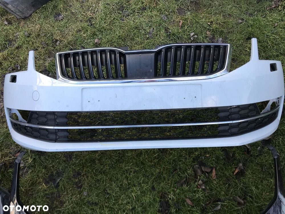 ZDERZAK PRZÓD SKODA OCTAVIA III LIFT 5E0807221N - 2