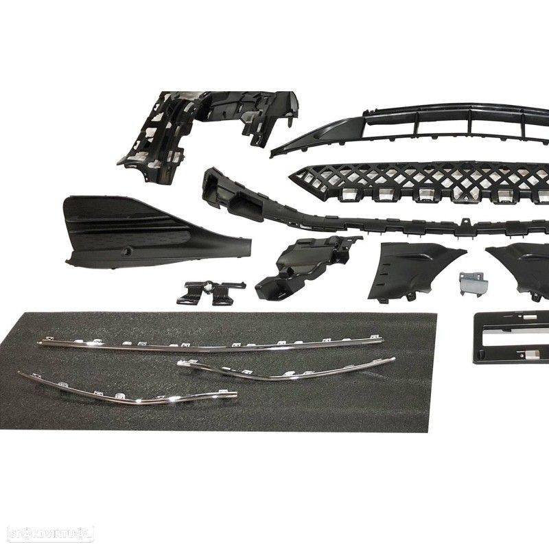 Para-choques frontal em plástico Mercedes Classe C W206 +2021 AMG look - 3