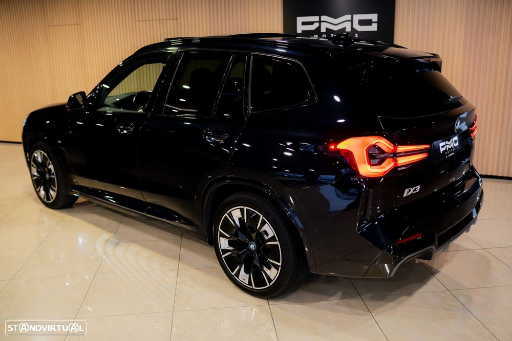BMW iX3 M Sport Impressive - 22