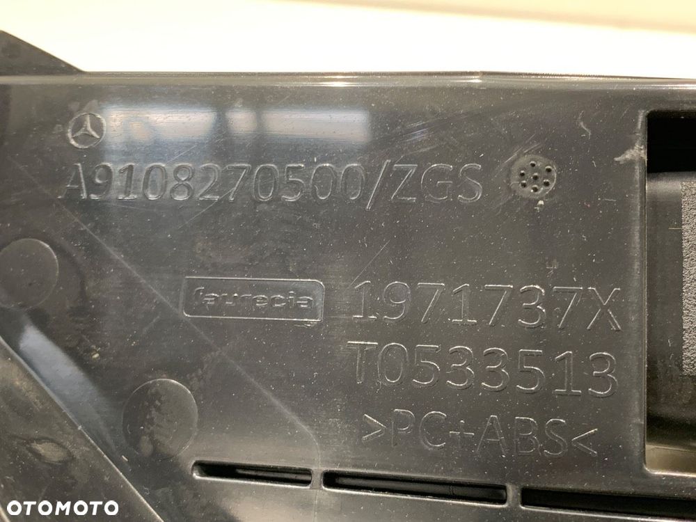UCHWYT RAMA MONTAŻOWA RADIA  MERCEDES-BENZ eSPRINTER Skrzynia (B910) 2020 - 2022 Electric (910.633) - 4