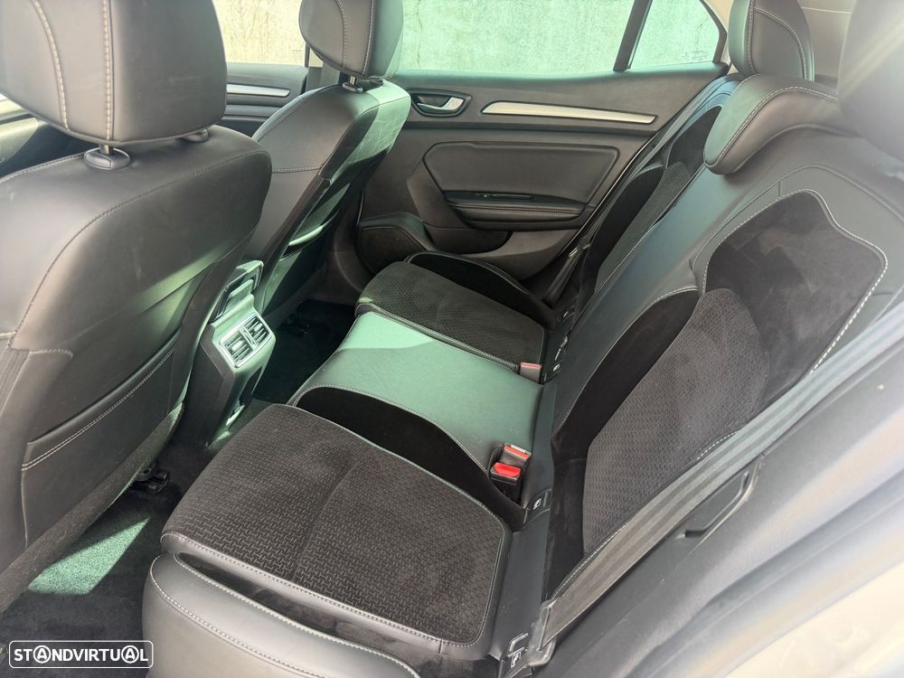 Renault Mégane 1.5 Blue dCi Intens - 12