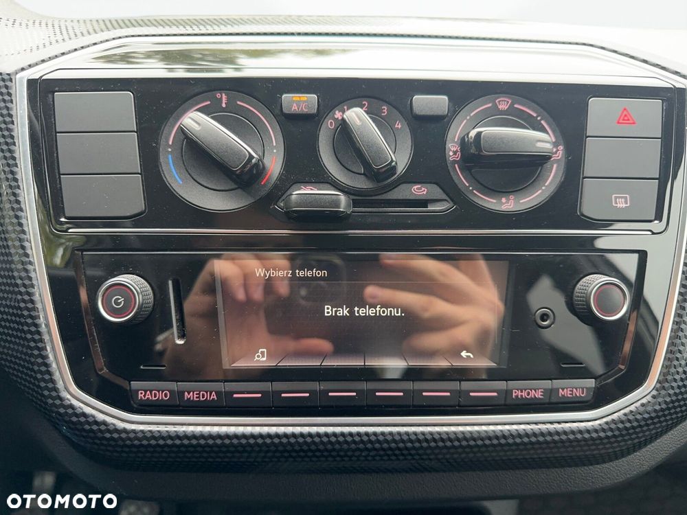 Volkswagen up! 1.0 move - 17