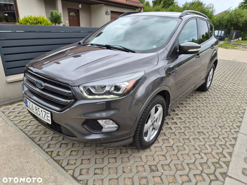 Ford Kuga 1.5 EcoBoost 2x4 ST-Line - 2