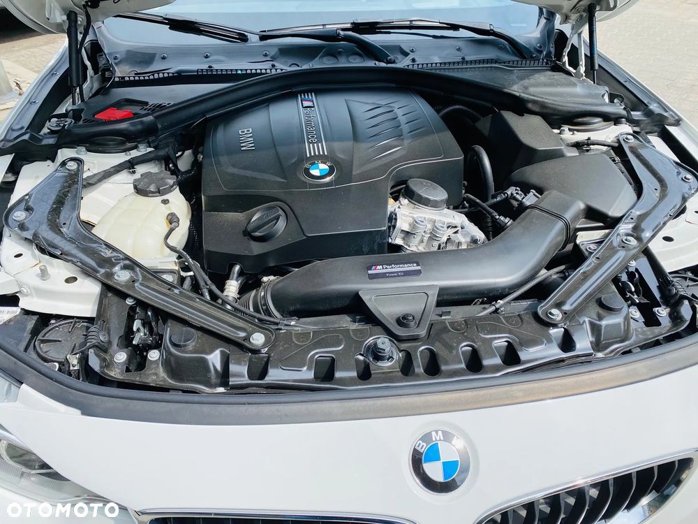 BMW Seria 4 435i Sport Line - 34
