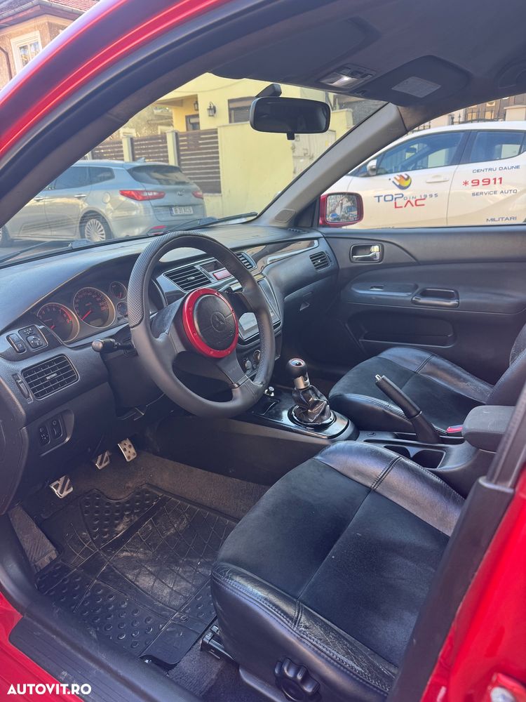 Mitsubishi Lancer - 10