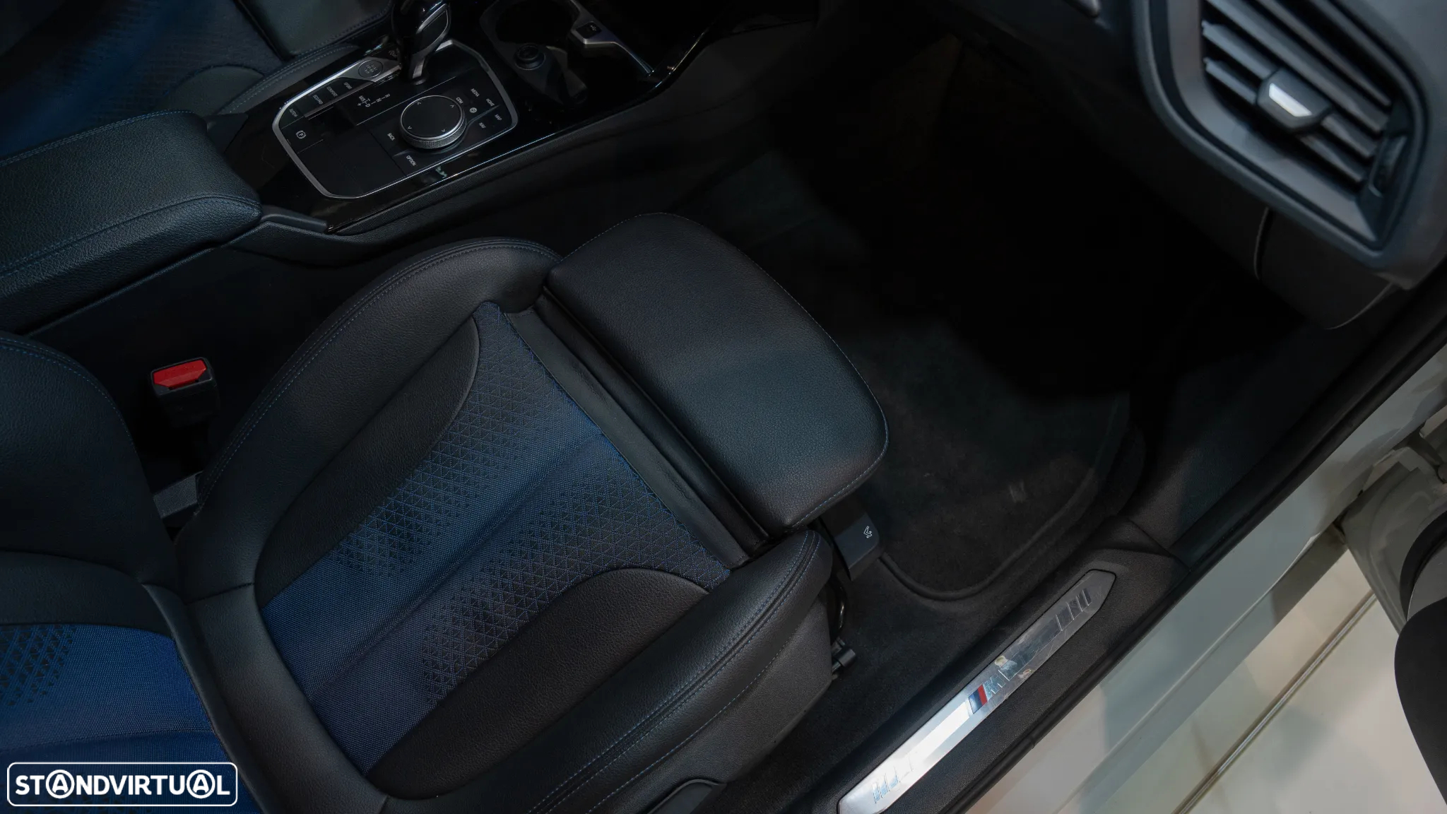 BMW 116 d Pack Desportivo M Auto - 23
