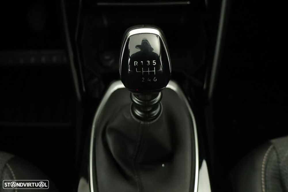 Peugeot 2008 1.2 PureTech Allure - 14