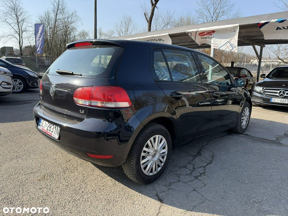 Volkswagen Golf - 11