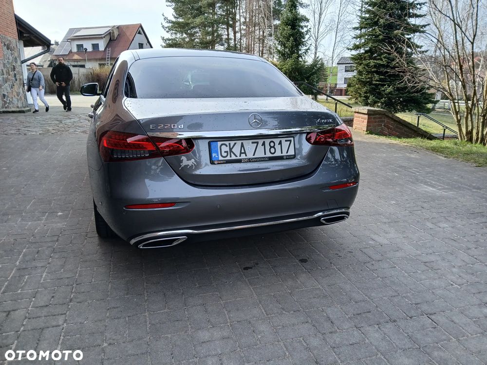 Mercedes-Benz Klasa E 220 d 4-Matic Exclusive - 7