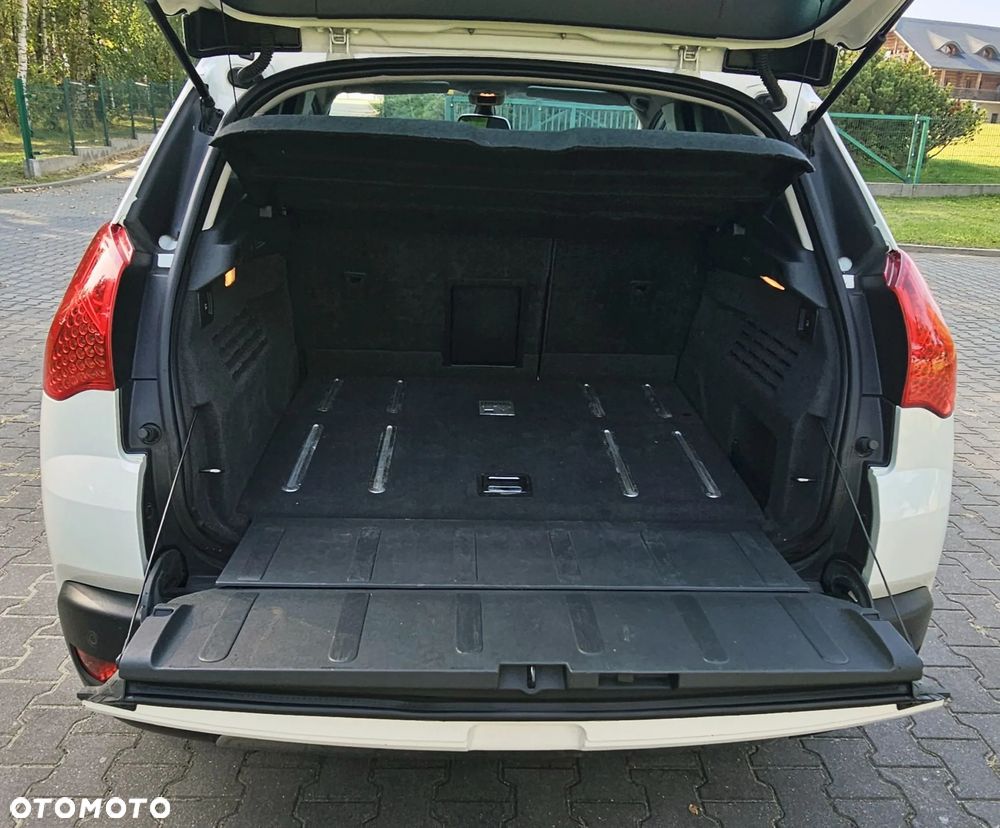 Peugeot 3008 2.0 HDi Premium+ - 23