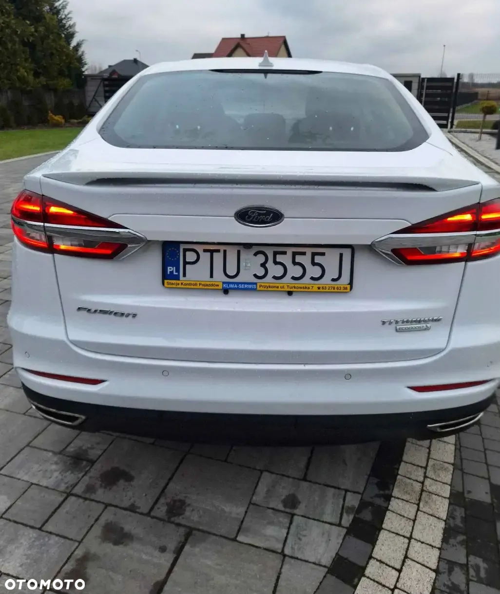 Ford Fusion 2.0 EcoBoost Titanium - 4