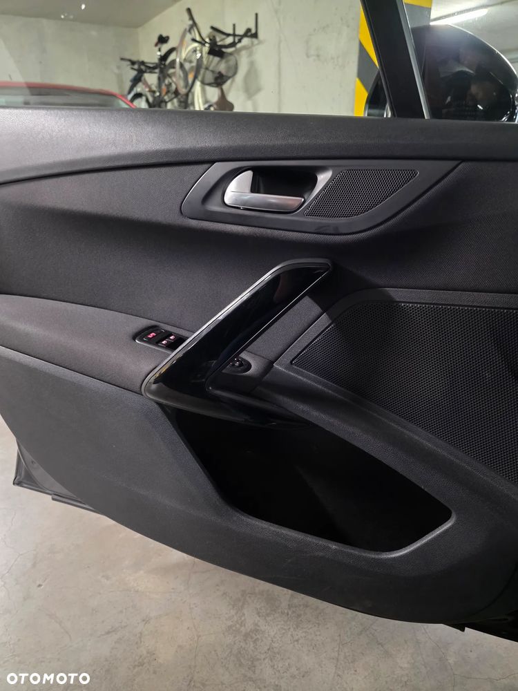 Peugeot 508 BlueHDi 180 EAT6 Stop&Start Allure - 16