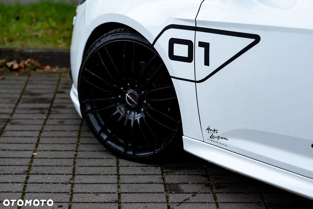 Ford Focus 2.0 EcoBoost ST mit Leder-Sport-Paket - 33