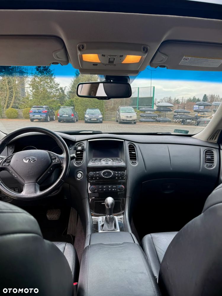 Infiniti EX EX30d - 9