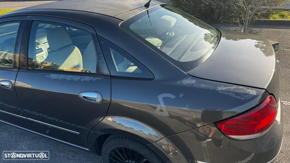 Fiat Linea 1.3 M-Jet Emotion - 21