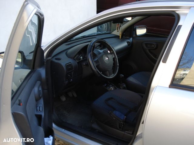 Opel Corsa - 7