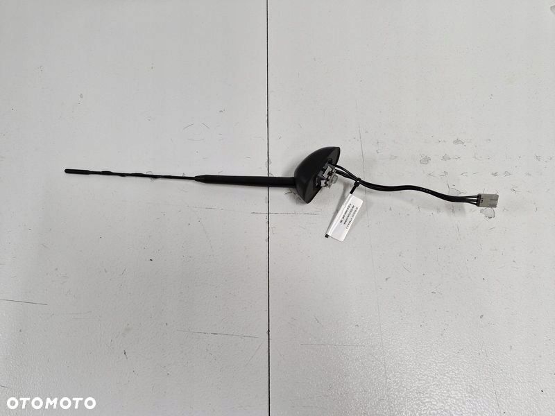 SUZUKI VITARA III 3 ANTENA DACHOWA PODSTAWA BAT - 1