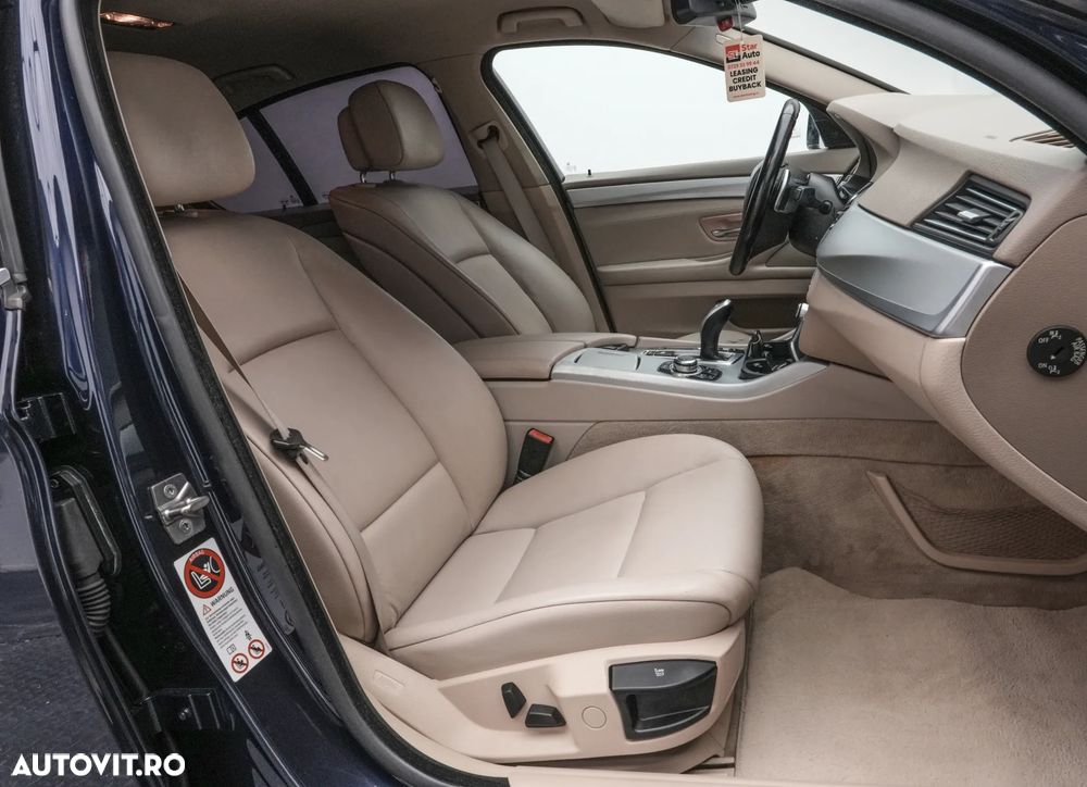 BMW Seria 5 530d Sport-Aut. Luxury Line - 15