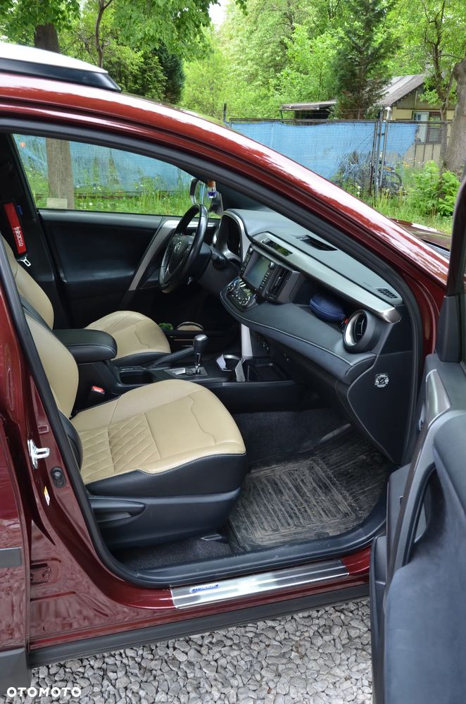 Toyota RAV4 Hybrid Prestige 4x2 - 18