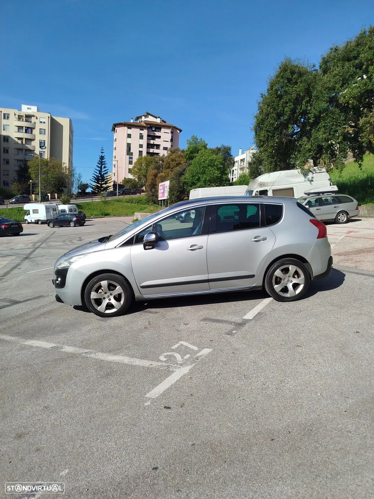 Peugeot 3008 1.6 e-HDi Allure 2-Tronic - 1