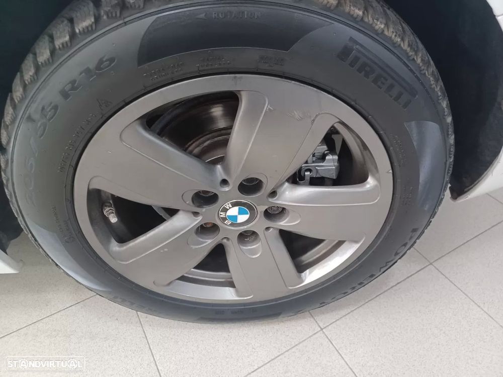 BMW 116 i Aut. Edition Colorvision - 31