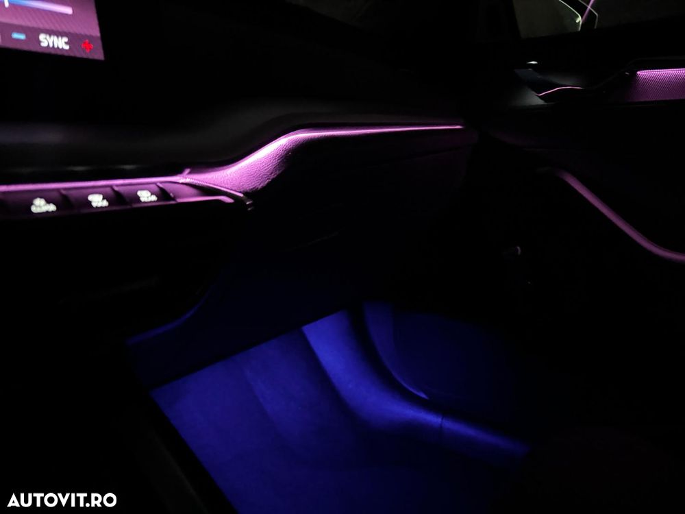 Skoda Octavia 2.0 TDI DSG Premium Edition - 7