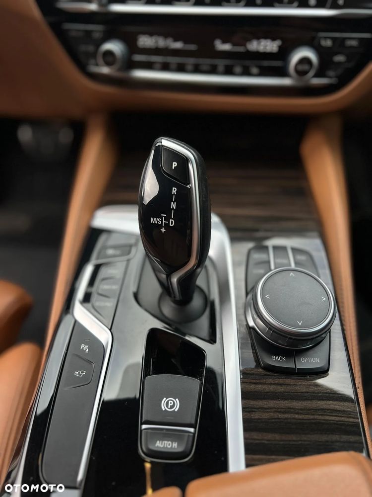 BMW Seria 5 540i xDrive M Sport sport - 6