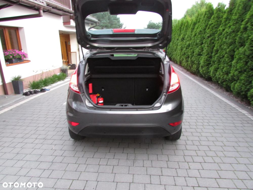 Ford Fiesta 1.0 EcoBoost S&S TITANIUM - 13